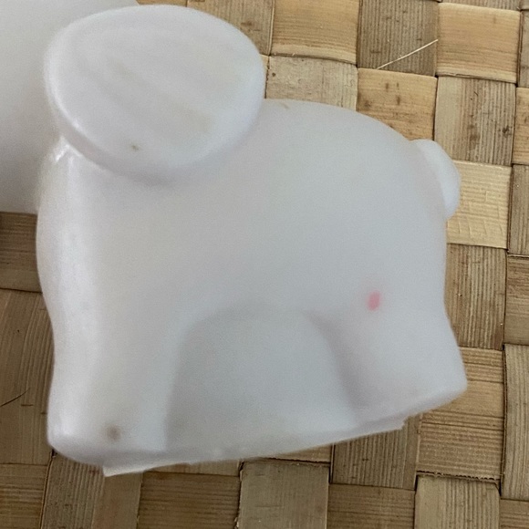 Pair of light up Elephants - Picture 11 of 15